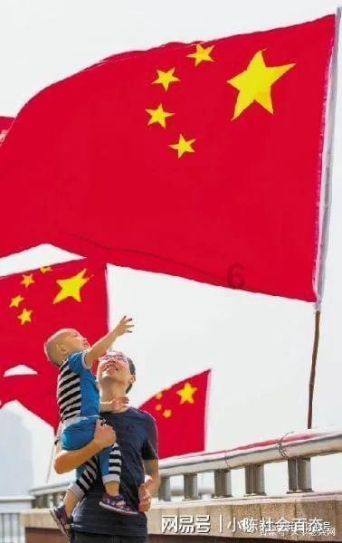 网友反映“三亚一流动摊贩卖水果缺斤短两”？官方通报